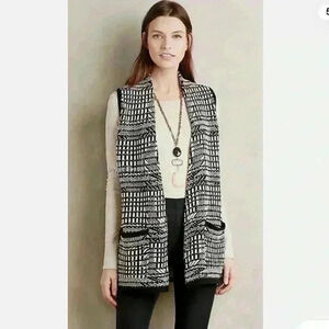 Anthropologie Angel of the North Roenne Cardigan Vest Black White Knit Sz Medium